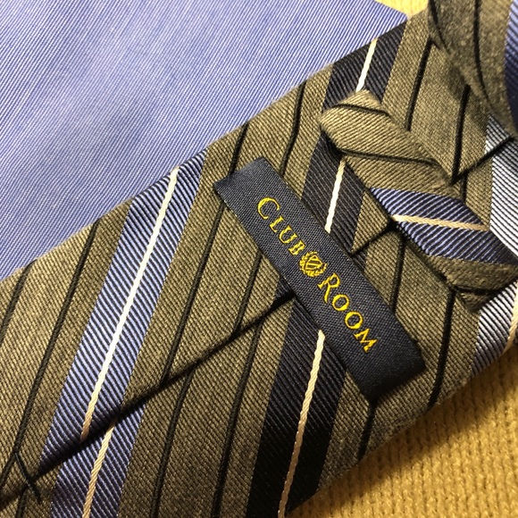 Tie and Pocket Square Combo in Blue and Gray - Picture 3 of 3